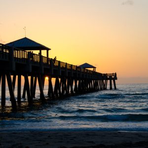 Juno Pier florida pier sunrise ocean sea 1425645 pxhere.com 1