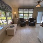 Living room fr Kitchen